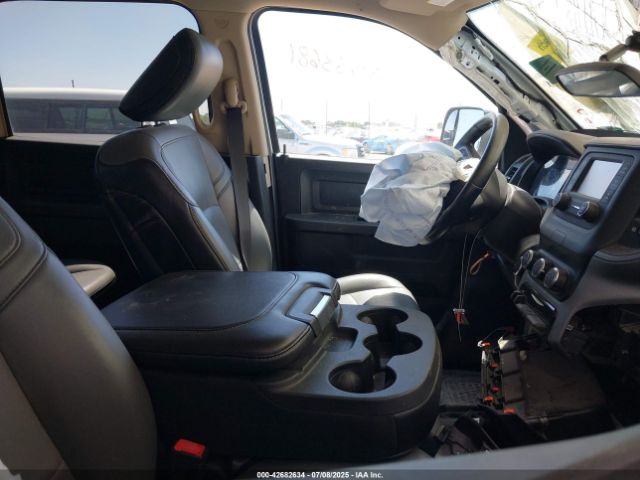 2020 RAM 2500 3C6UR5CJ0LG250404 Photo 4