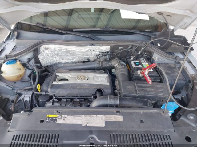 2015 VOLKSWAGEN TIGUAN WVGAV7AX1FW562372 Photo 9