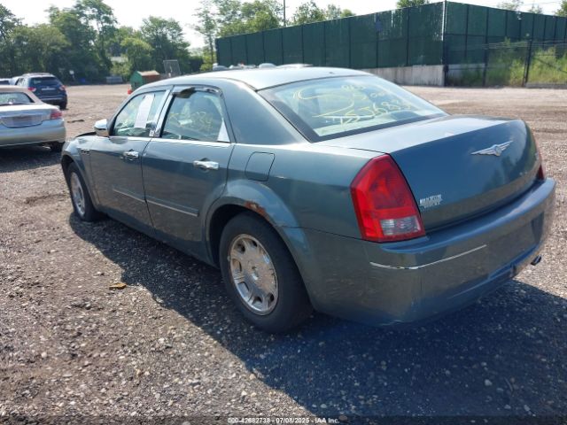 2005 CHRYSLER 300 2C3JA53G55H152645 Photo 2