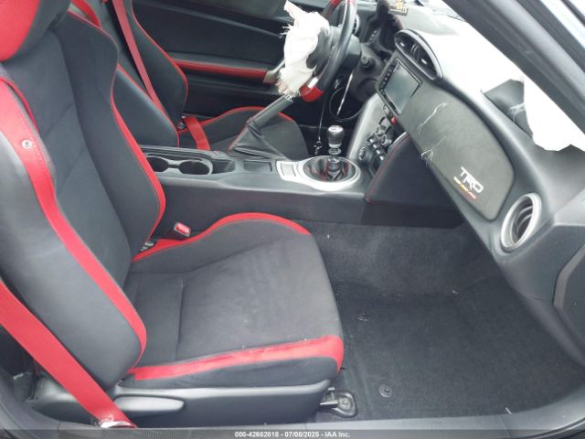 2019 TOYOTA 86 JF1ZNAE18K9700742 Photo 4