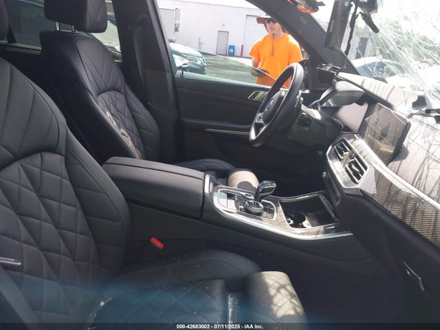 5UXJU4C08P9R26422 BMW 2023