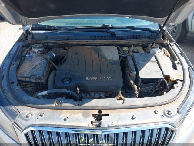 1G4GB5G33EF251102 Buick lfx