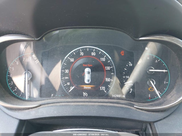 1G4GB5G33EF251102 Buick lfx