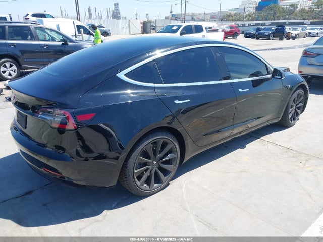 Tesla 2019 2019 5YJ3E1EA1KF314251 Image 4