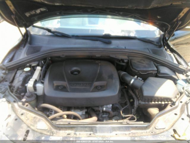 2016 VOLVO XC60 YV440MDK3G2799742 Photo 9
