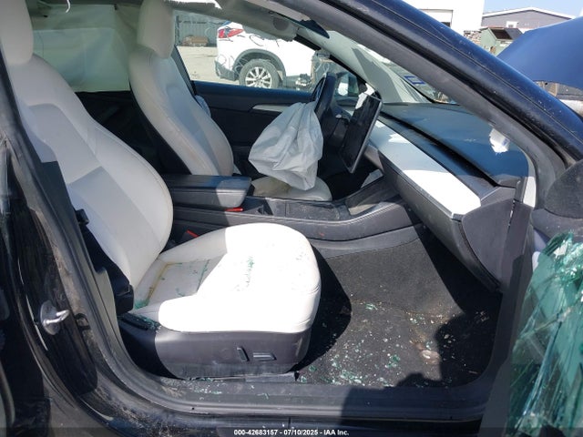 2021 TESLA MODEL 3 5YJ3E1EA0MF097228 Photo 4