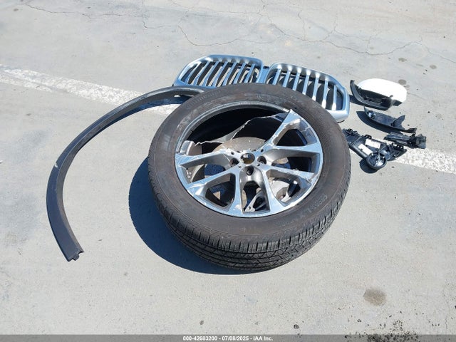 5UX13EU05S9Y84291 BMW 2025