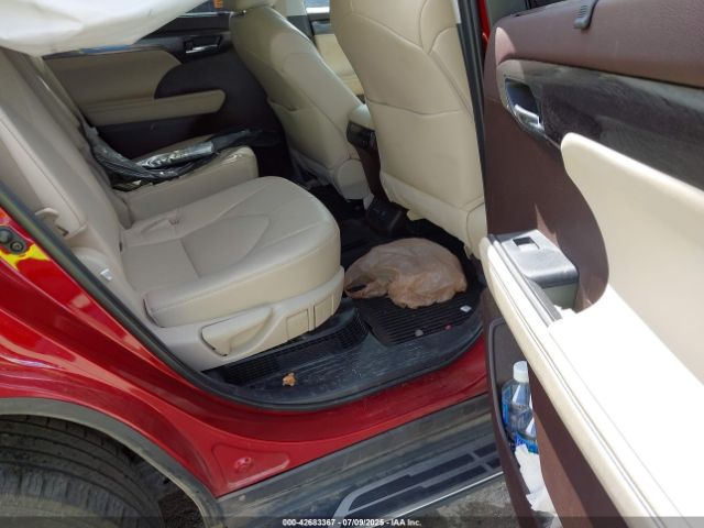 2022 TOYOTA HIGHLANDER 5TDEBRCHXNS083981 Photo 7