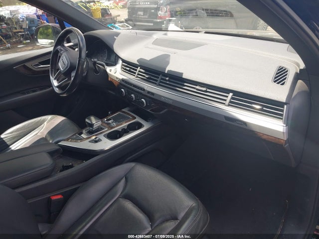 2017 AUDI Q7 WA1LHAF71HD044765 Photo 4