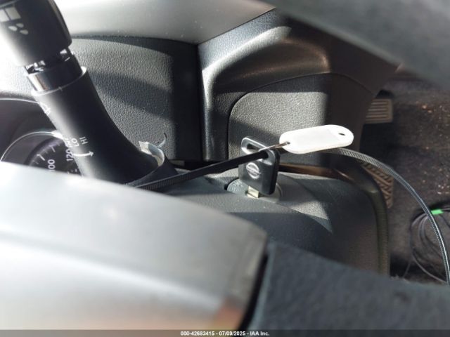2018 NISSAN VERSA NOTE 3N1CE2CPXJL365926 Photo 10