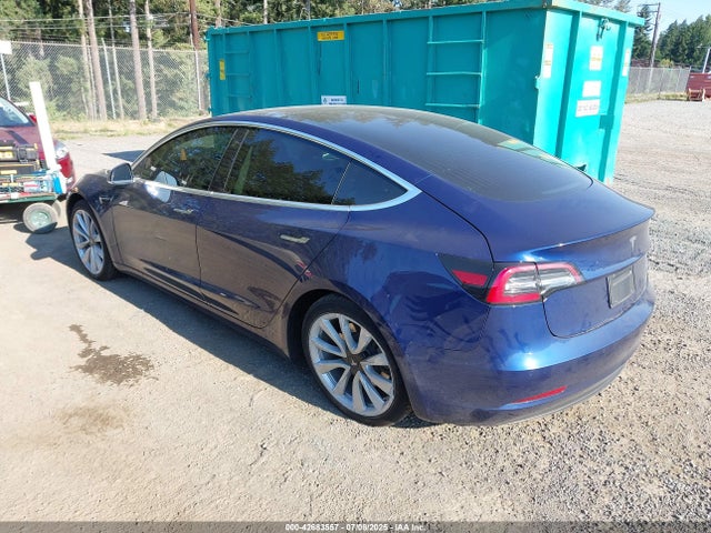 2019 TESLA MODEL 3 5YJ3E1EA8KF301223 Photo 2