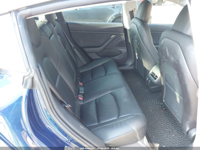 2019 TESLA MODEL 3 5YJ3E1EA8KF301223 Photo 7