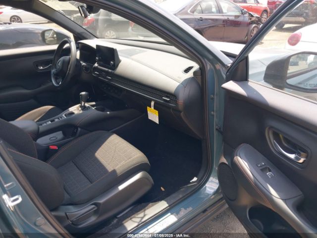 2024 HONDA HR-V 3CZRZ1H56RM752244 Photo 4