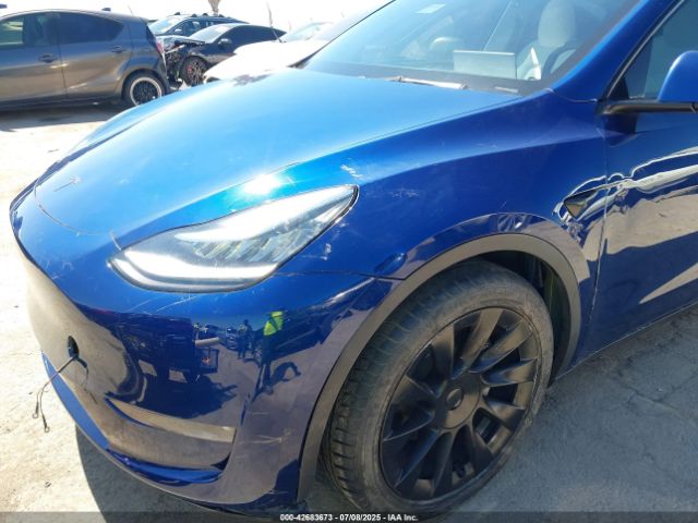 2022 TESLA MODEL Y 7SAYGDEE3NF323741 Photo 5