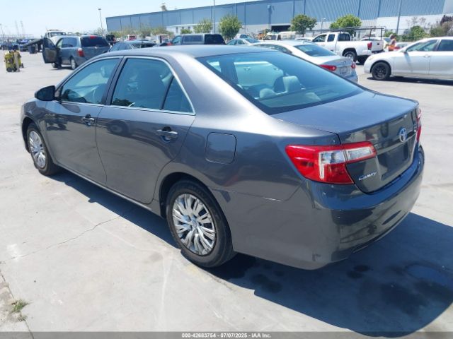 2013 TOYOTA CAMRY 4T1BF1FK0DU648423 Photo 2