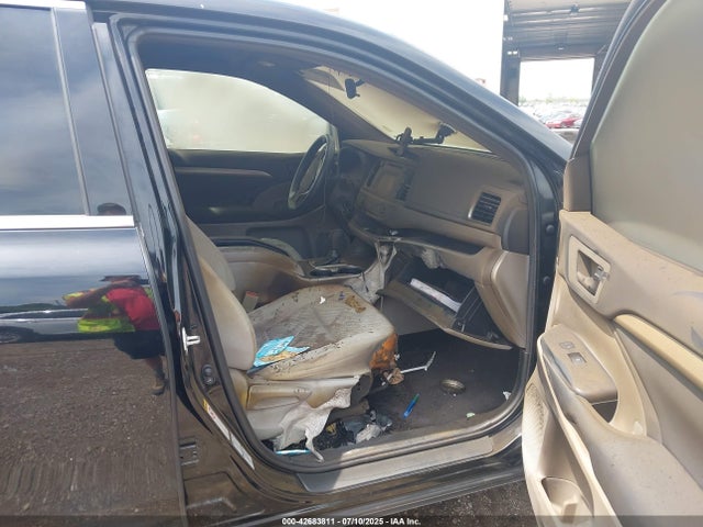 5TDBKRFH1GS239939 Toyota 2gr-fe