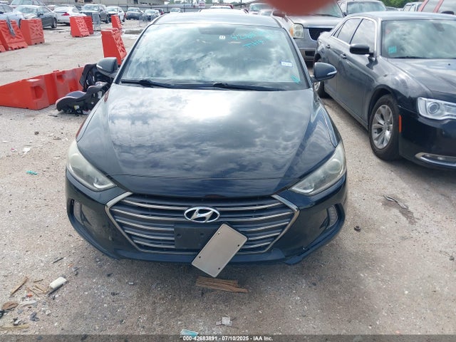 5NPD84LFXHH115592 Hyundai 2017