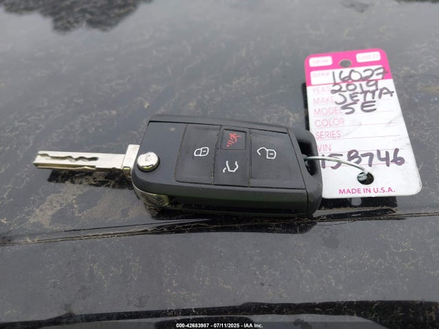 3VWC57BU0KM158746 Volkswagen 1.4 tsi