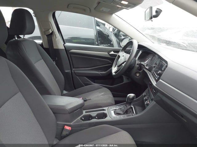 3VWC57BU0KM158746 Volkswagen 1.4 tsi