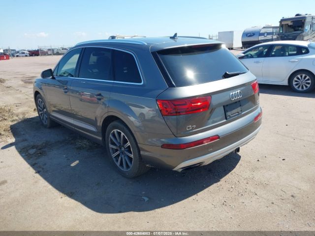 2017 AUDI Q7 WA1LAAF73HD011755 Photo 2