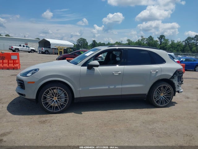 Porsche Cayenne 2022 WP1AA2AY2NDA05622 Image 14