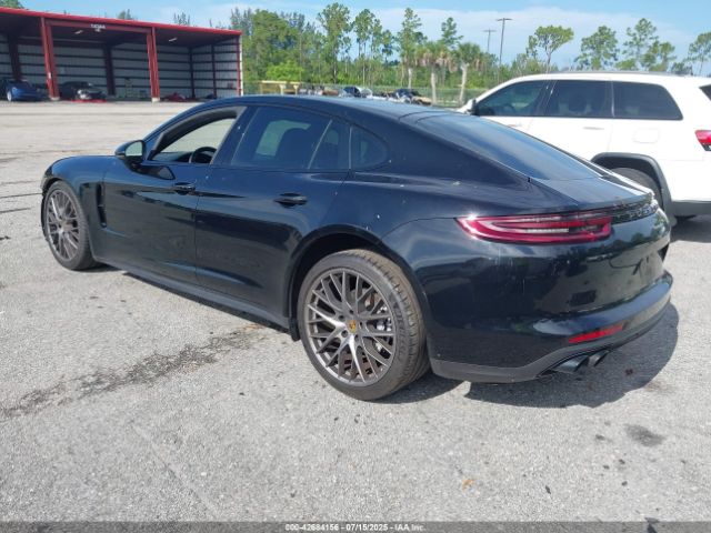 2019 PORSCHE PANAMERA WP0AA2A72KL101034 Photo 2