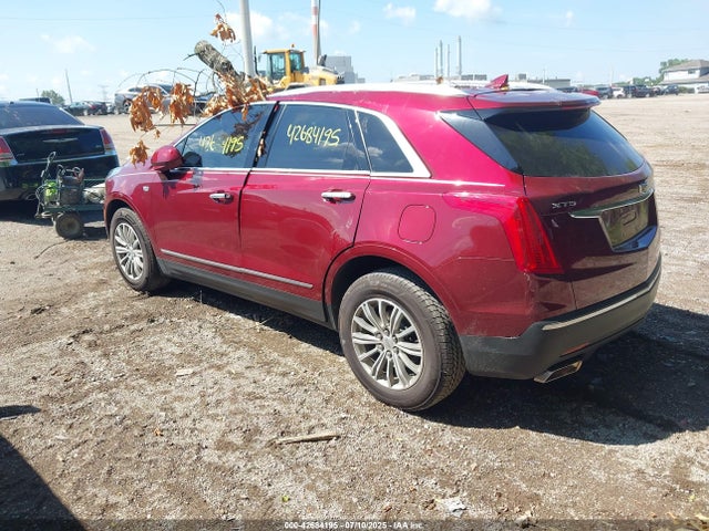 2018 CADILLAC XT5 1GYKNCRS8JZ200583 Photo 2