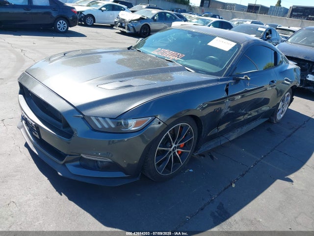 Ford 5.0l 4v premium fuel 2017 1FA6P8CF7H5333871 Image 2
