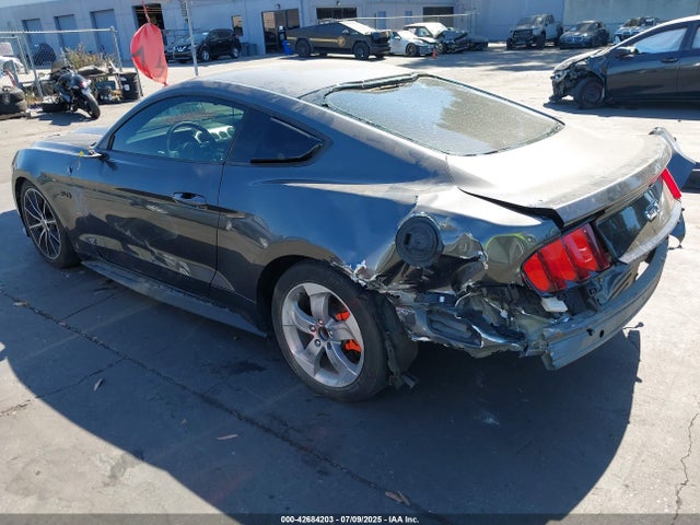 Ford 5.0l 4v premium fuel 2017 1FA6P8CF7H5333871 Image 3