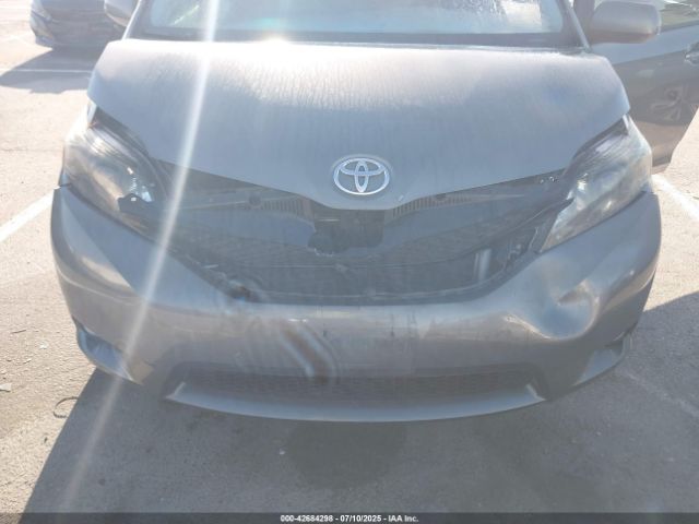 2011 TOYOTA SIENNA 5TDYK3DC6BS072856 Photo 5