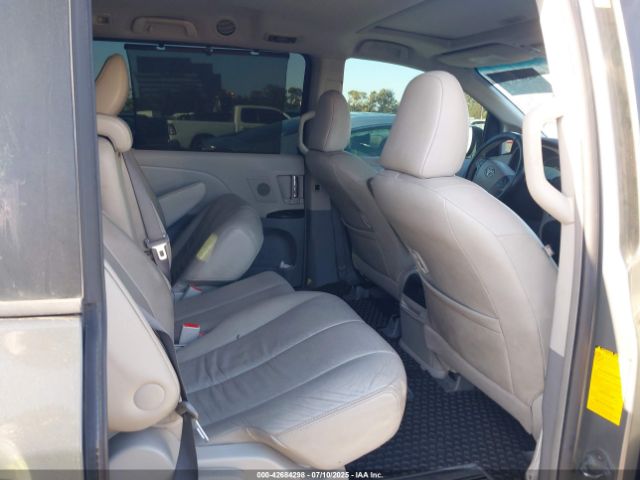 2011 TOYOTA SIENNA 5TDYK3DC6BS072856 Photo 7