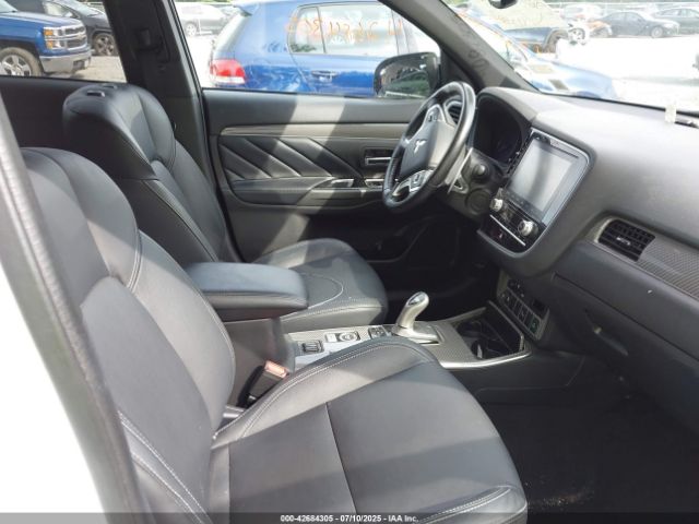 2020 MITSUBISHI OUTLANDER PHEV JA4J24A53LZ041670 Photo 4