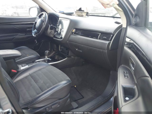 2019 MITSUBISHI OUTLANDER JA4AD3A36KZ055032 Photo 4