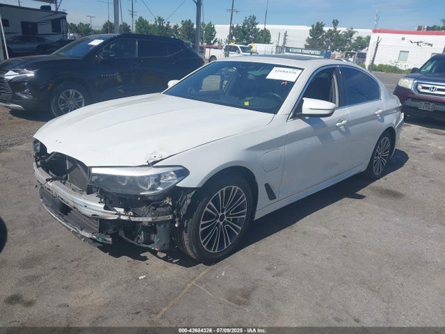 WBAJA9C55JB033916 BMW 2018