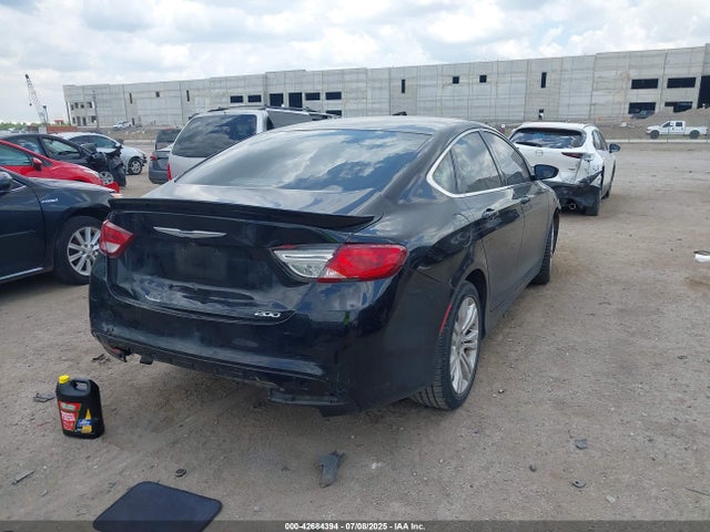 1C3CCCABXFN689566 Chrysler 2015