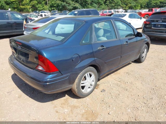 2003 FORD FOCUS 1FAFP34P23W313184 Photo 3