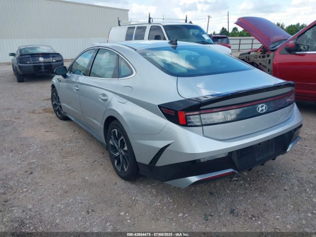 2024 HYUNDAI SONATA KMHL64JA5RA400584 Photo 2