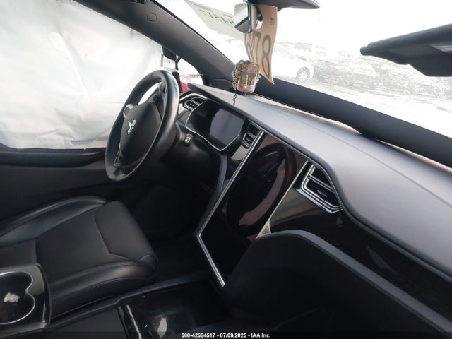 2018 TESLA MODEL X 5YJXCAE26JF090277 Photo 6