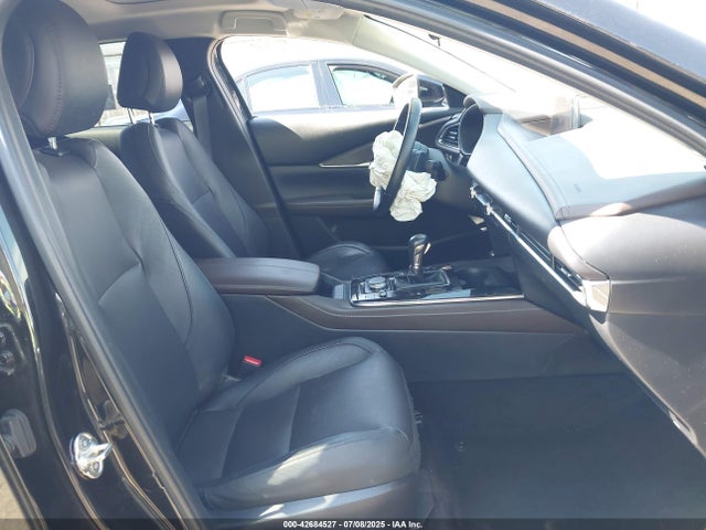 3MVDMBDL0NM403954 Mazda py