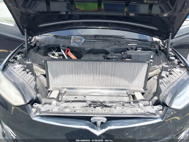 2018 TESLA MODEL X 5YJXCBE40JF106271 Photo 9