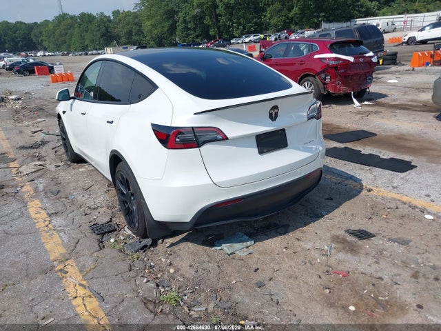 2021 TESLA MODEL Y 5YJYGDEE2MF183368 Photo 2