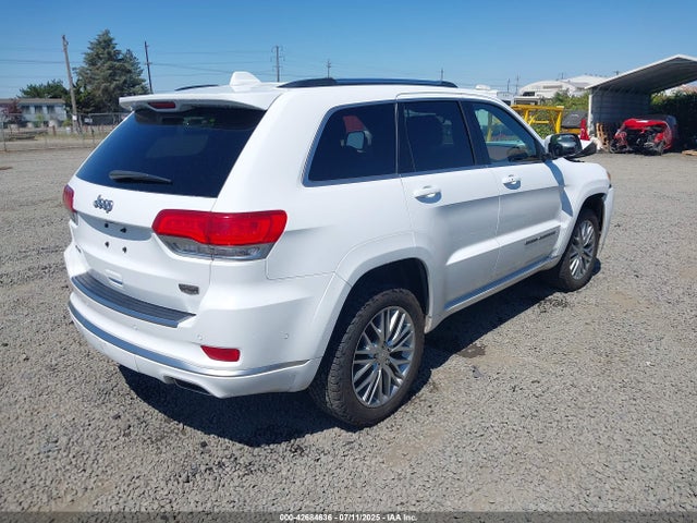 1C4RJFJG0JC108671 Jeep Grand Cherokee