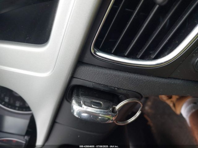 2010 AUDI A4 WAUBFAFL3AN001823 Photo 10