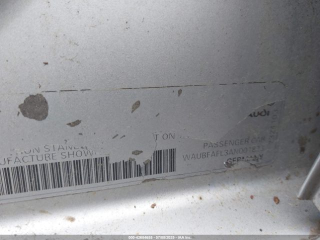 2010 AUDI A4 WAUBFAFL3AN001823 Photo 8