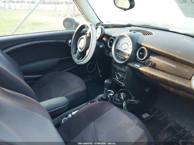 2014 MINI CLUBMAN WMWZG3C57ET800826 Photo 4