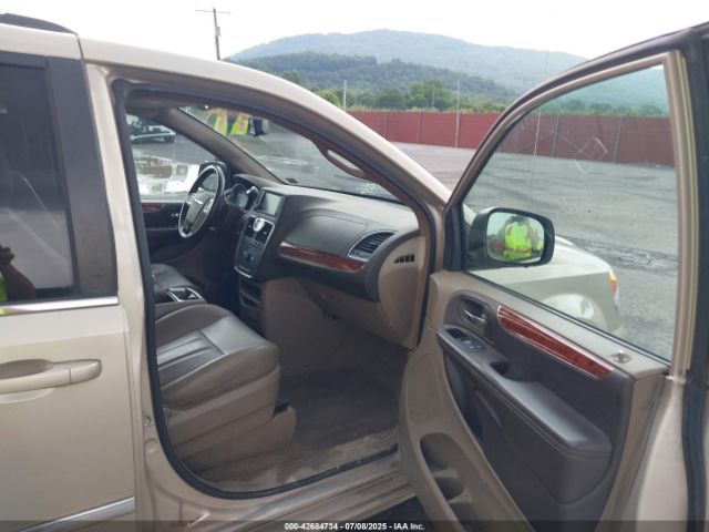 2014 CHRYSLER TOWN & COUNTRY 2C4RC1BG3ER270416 Photo 4