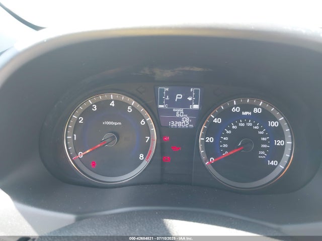 KMHCT5AE2HU364027 Hyundai 2017