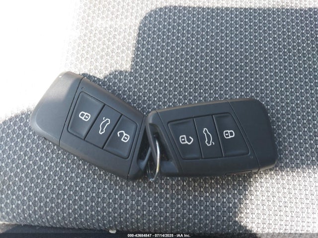 3VVCX7B2XPM364192 Volkswagen tsi