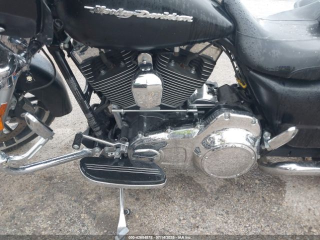 2016 HARLEY-DAVIDSON FLTRX 1HD1KHM12GB607966 Photo 8