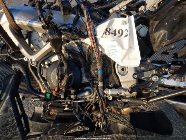 2021 APRILIA RSV4 ZD4KYUA05MS000226 Photo 8